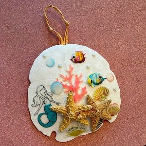 Shells by the sea deco